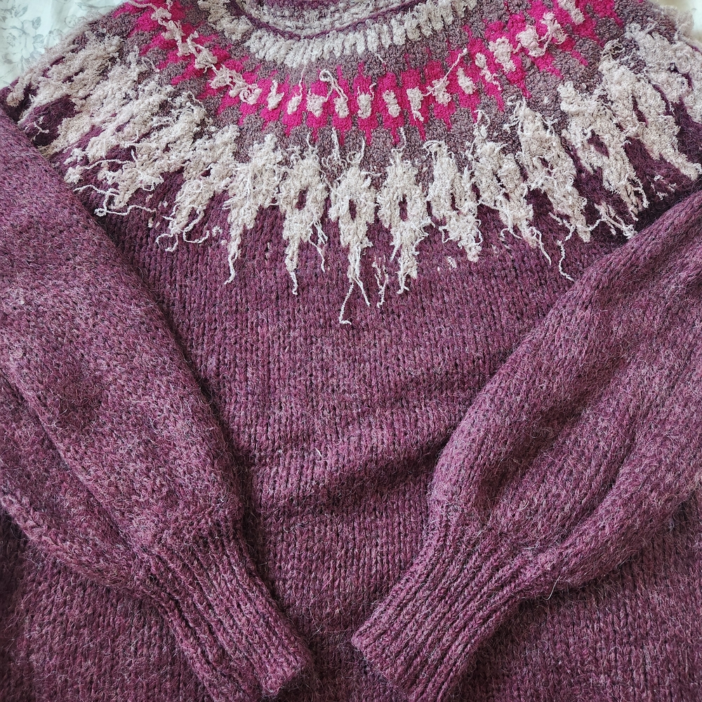 Free People Maroon and Pink Knit Sweater